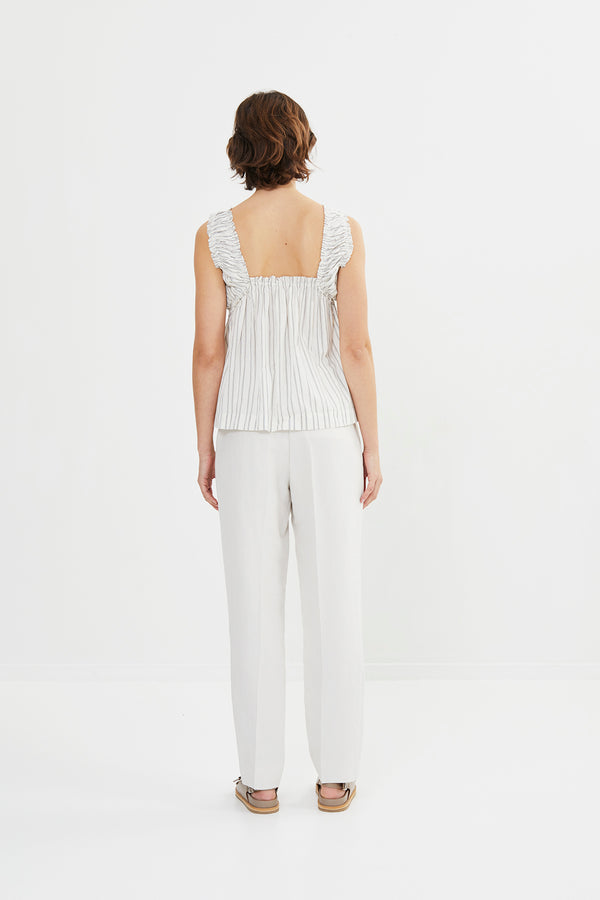 OFF WHITE